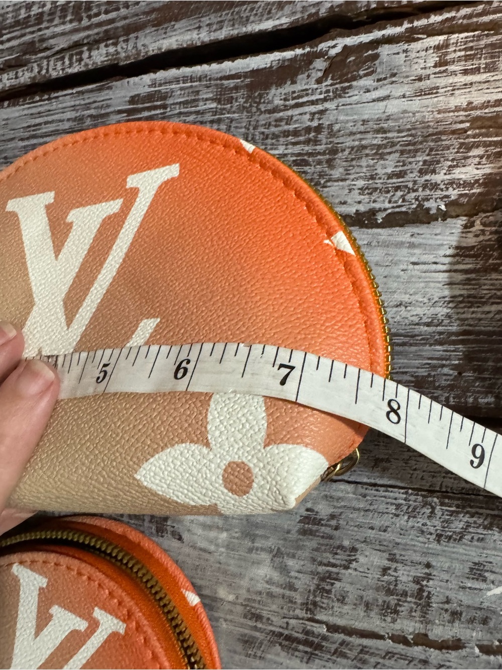 Designer-Inspired Orange Gradient Coin Pouch Set - Picture 5 of 7